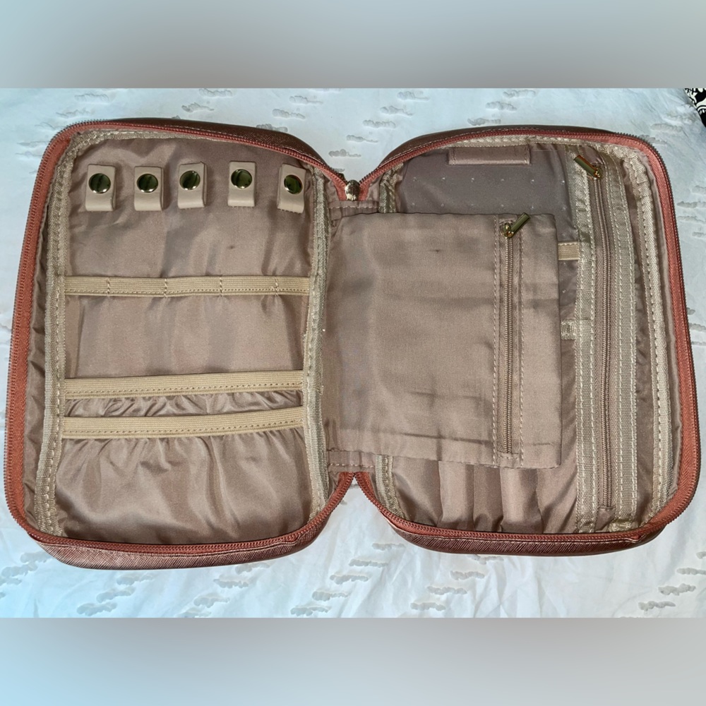 GUC Travel Jewelry Pouches Bundle (3) - Picture 3 of 13